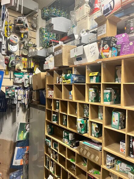 Retail in Paris for sale - Building Photo - Image 3 of 5