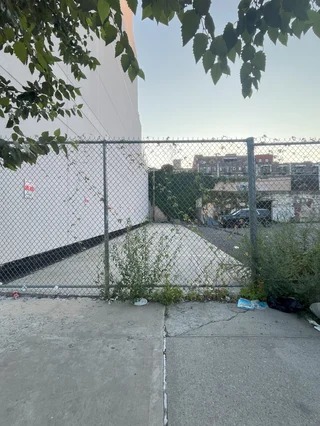 Plus de détails pour 102 Walworth St, Brooklyn, NY - Terrain à louer