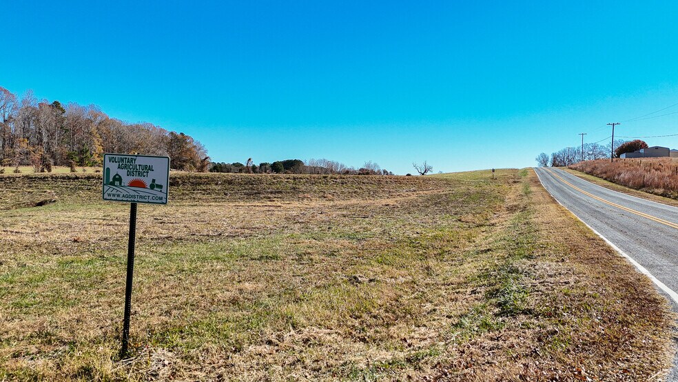 6605 Phillippi Rd, Liberty, NC à vendre - Photo du bâtiment - Image 3 de 31