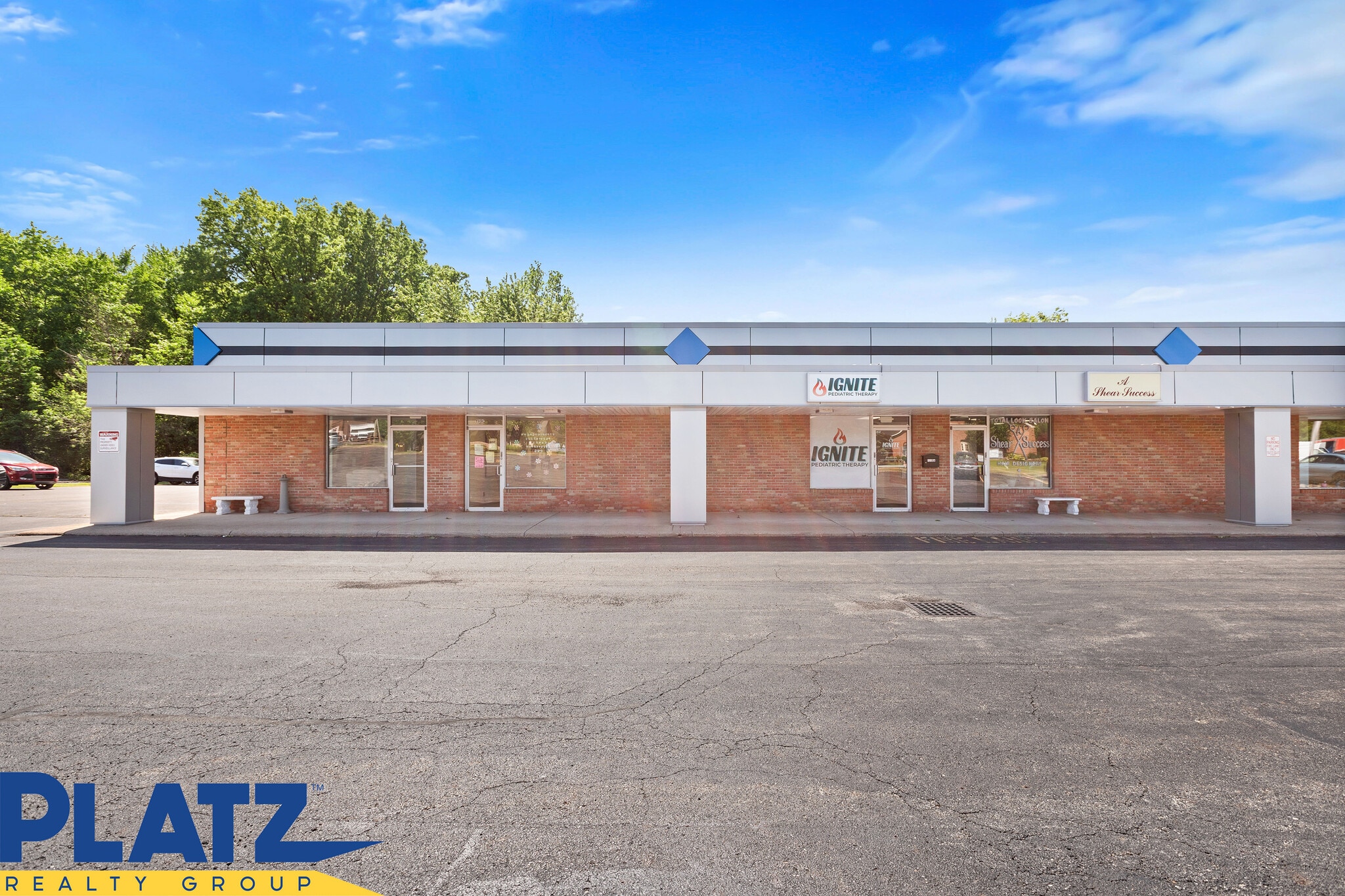 102-112 Javit Ct, Youngstown, OH for sale Primary Photo- Image 1 of 13