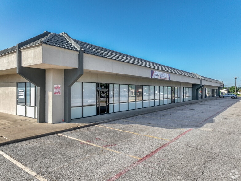 6500 Northwest Dr, Mesquite, TX for lease - Building Photo - Image 2 of 19