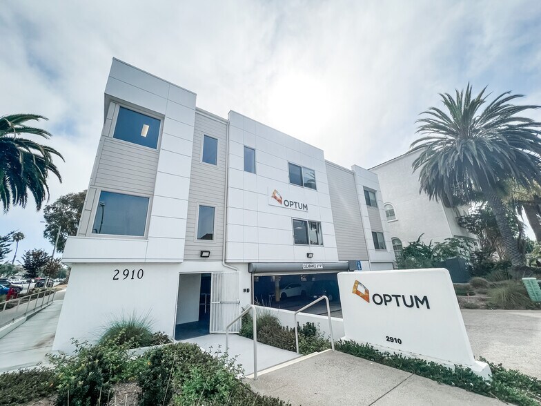 2910 Jefferson St, Carlsbad, CA à louer - Photo du bâtiment - Image 3 de 9