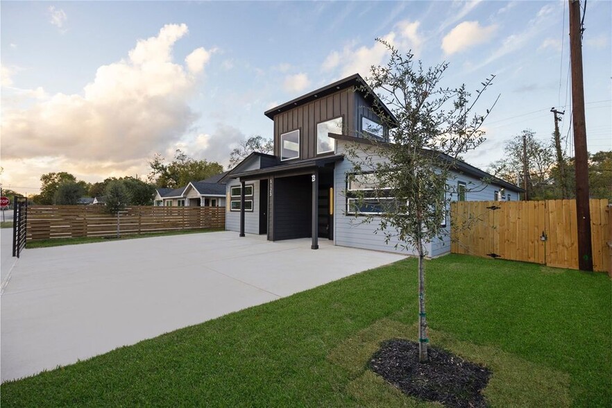 5125 Doolittle Blvd, Houston, TX à vendre - Photo du bâtiment - Image 2 de 16
