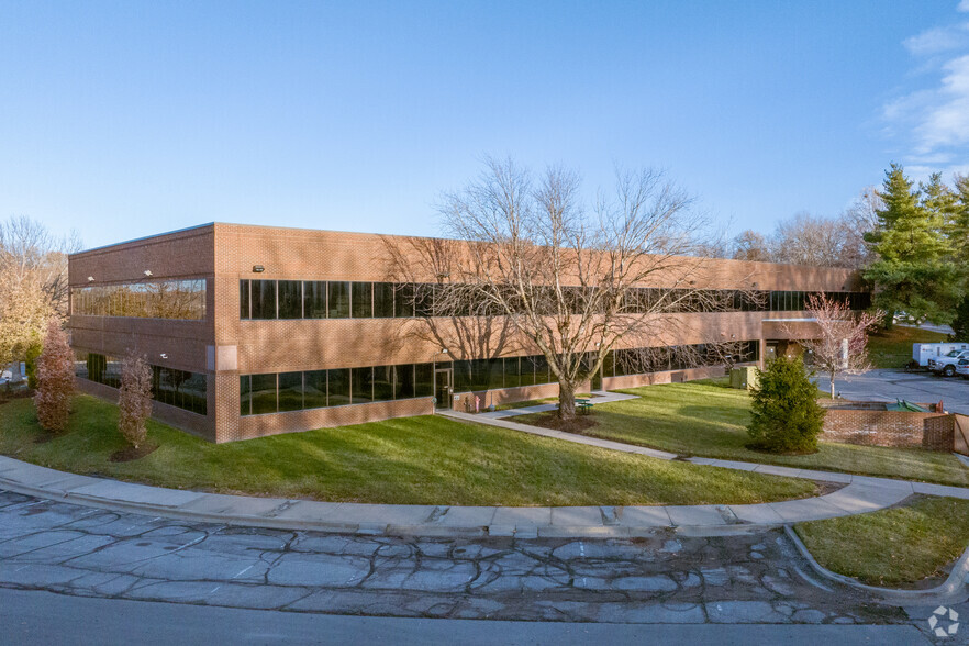 6601 Winchester Ave, Kansas City, MO for lease - Building Photo - Image 1 of 5