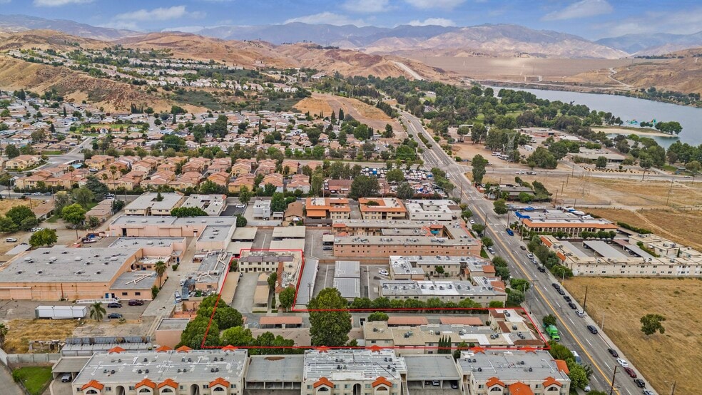 31701 Ridge Route Rd, Castaic, CA à vendre - Aérien - Image 2 de 8