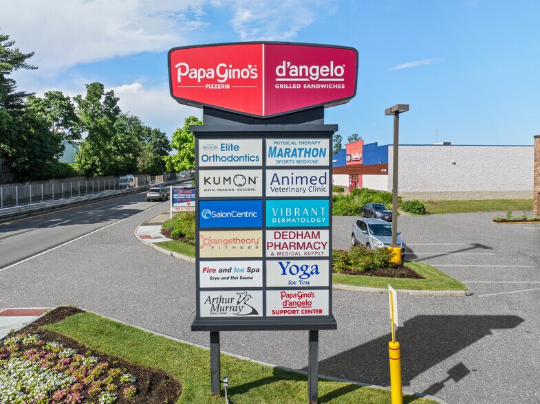 95-105 Eastern Ave, Dedham, MA à louer - Photo du bâtiment - Image 2 de 12