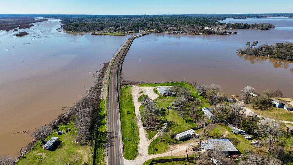 116 Steinback Ave, Trinity, TX for sale - Building Photo - Image 2 of 20