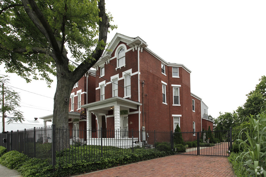 913-915 S 1st St, Louisville, KY for sale - Primary Photo - Image 1 of 1