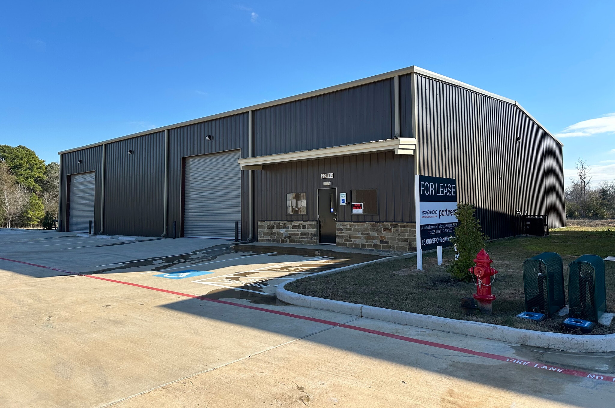 22812 Hufsmith-Kohrville Road, Tomball, TX à louer Photo du bâtiment- Image 1 de 3