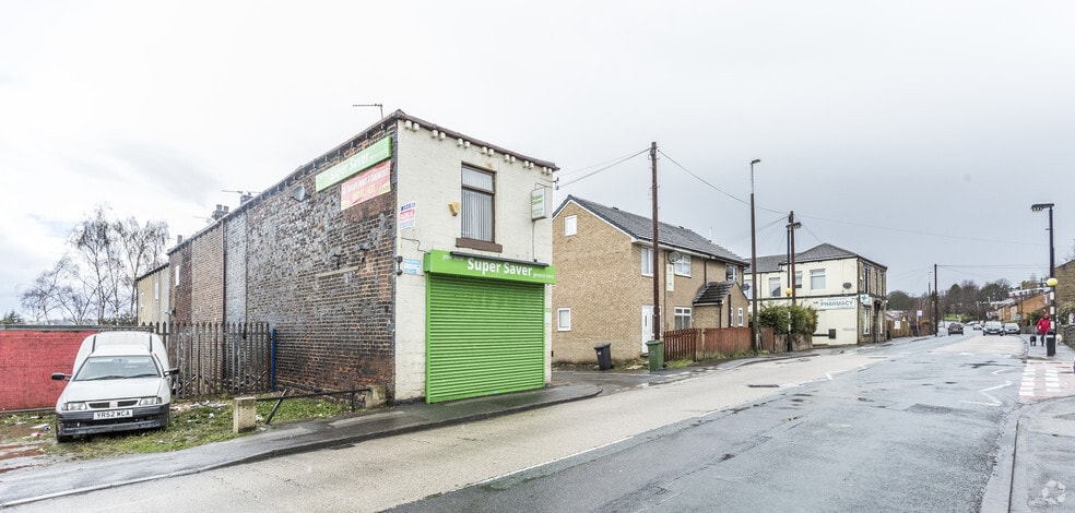113 Hechmondwike Rd, Dewsbury for sale - Building Photo - Image 3 of 13