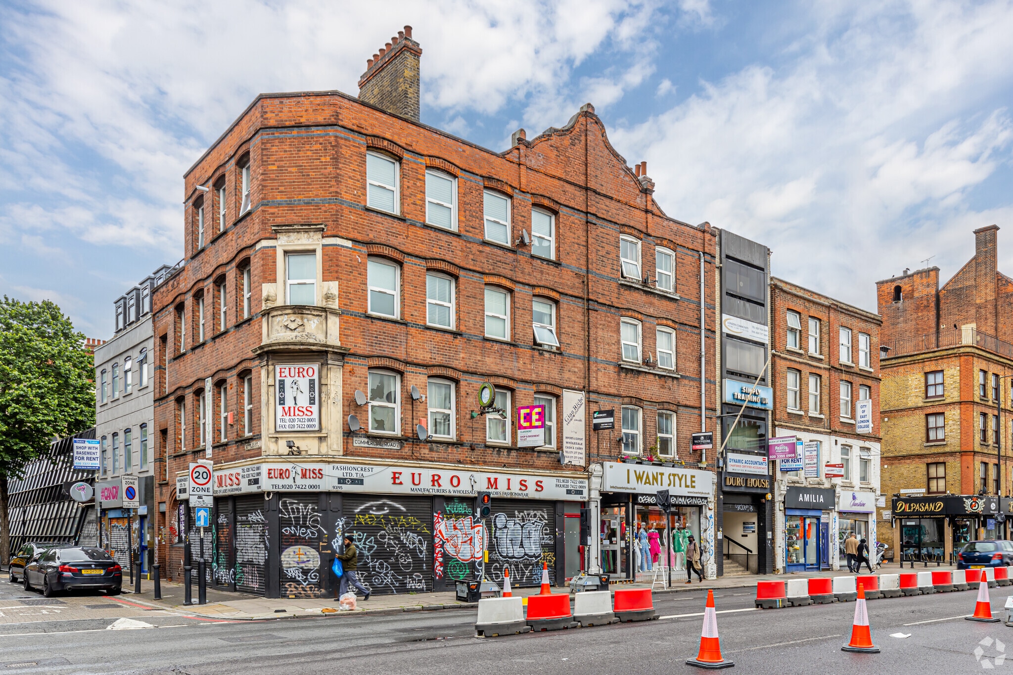 99-101 Commercial Rd, London for lease Primary Photo- Image 1 of 65