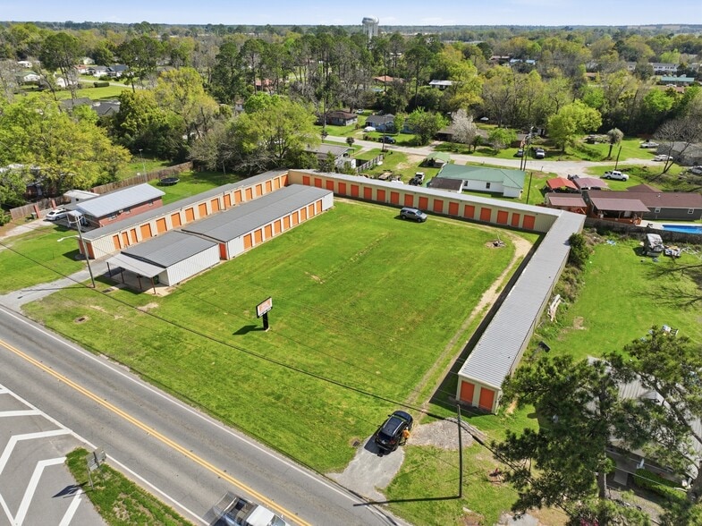Stor South portfolio of 2 properties for sale on LoopNet.ca - Building Photo - Image 2 of 3