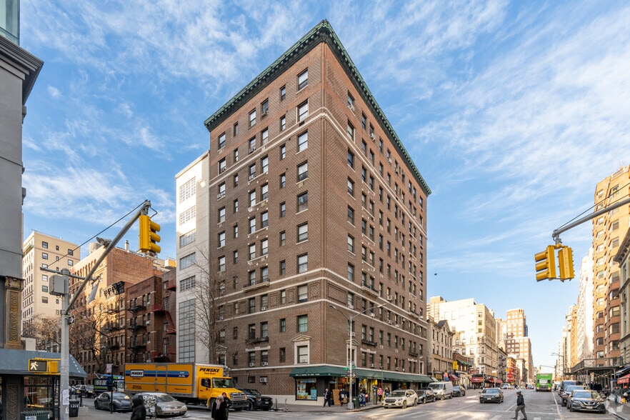 1210-1218 Lexington Ave, New York, NY for lease - Primary Photo - Image 1 of 5