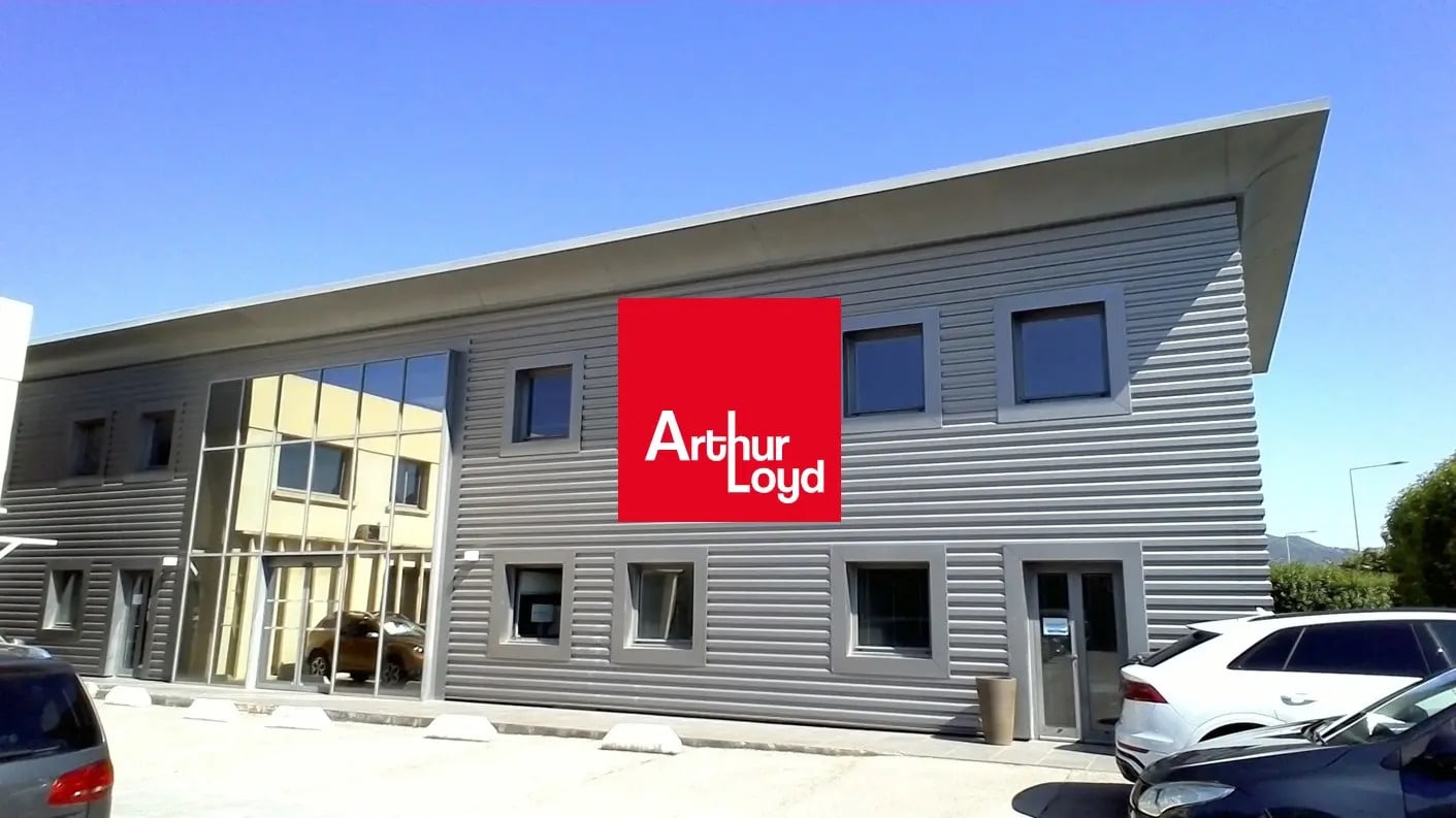 Office in Aubagne for lease Building Photo- Image 1 of 8