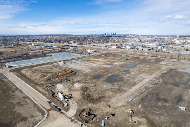 Plus de détails pour 3600 87 Av SE, Calgary, AB - Industriel à louer