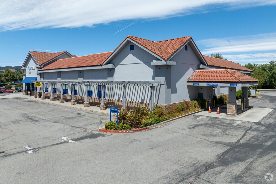 16000 Monterey St, Morgan Hill, CA à vendre - Photo du bâtiment - Image 2 de 6