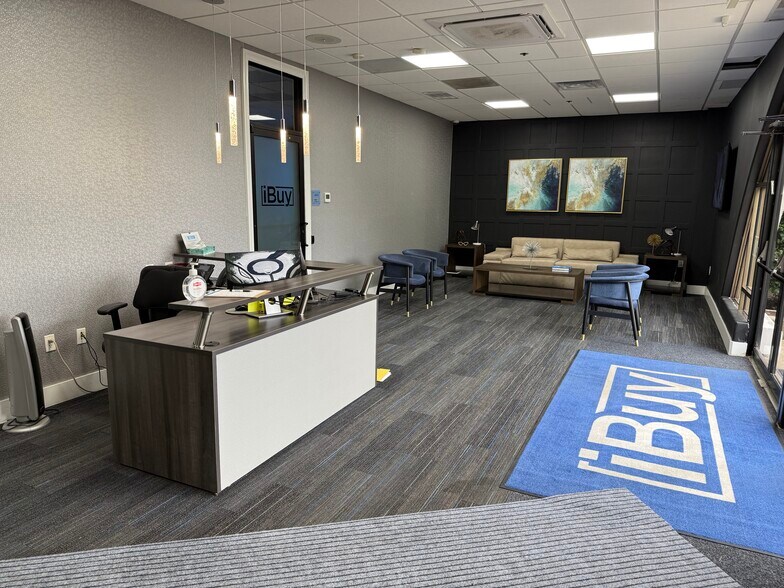50 Atrium Dr, Somerset, NJ à louer - Photo du bâtiment - Image 3 de 11