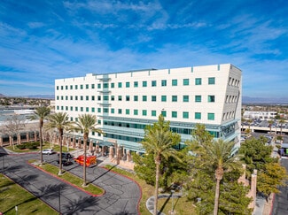 Plus de détails pour 653 N Town Center Dr, Las Vegas, NV - Médical à louer