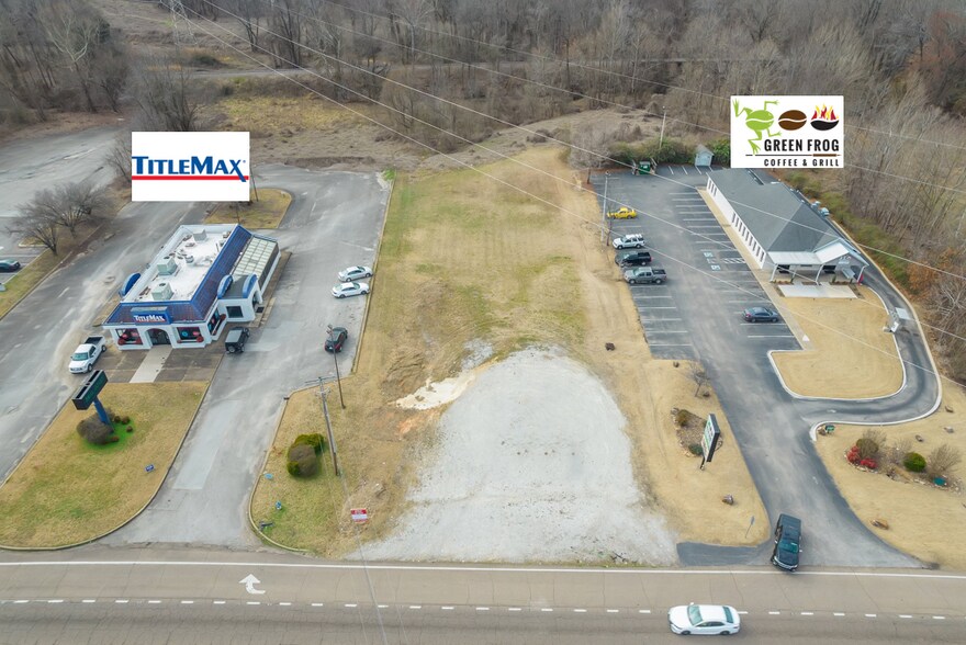 1655 S Highland Ave, Jackson, TN à louer - Photo du bâtiment - Image 2 de 4