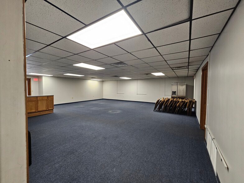 3949 N River Rd, Freeland, MI for sale - Building Photo - Image 2 of 25