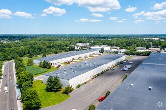 45 Runway Rd, Levittown, PA - Aérien  Vue de la carte