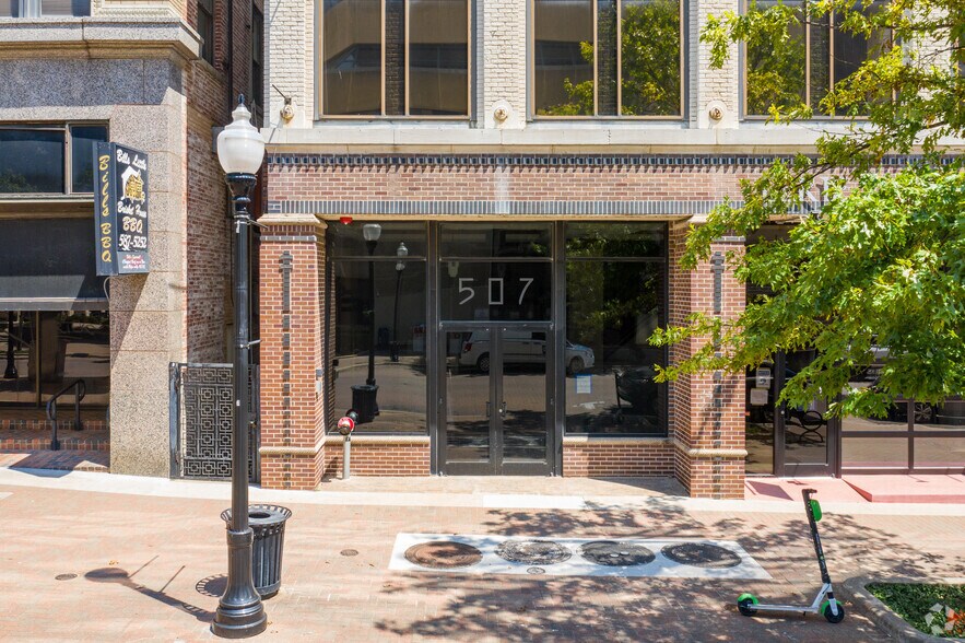 507 S Main St, Tulsa, OK à louer - Photo du bâtiment - Image 1 de 5