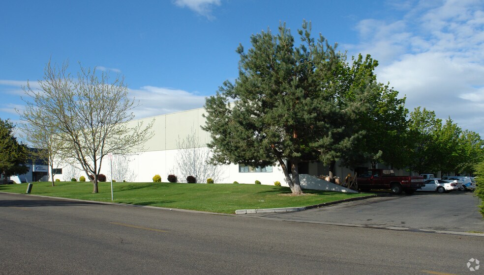 361-443 Steelhead Way, Boise, ID à louer - Photo du bâtiment - Image 3 de 19