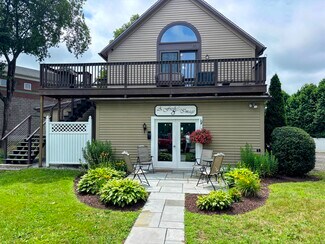 Plus de détails pour 171 Main St, Deep River, CT - Commerce de détail à louer