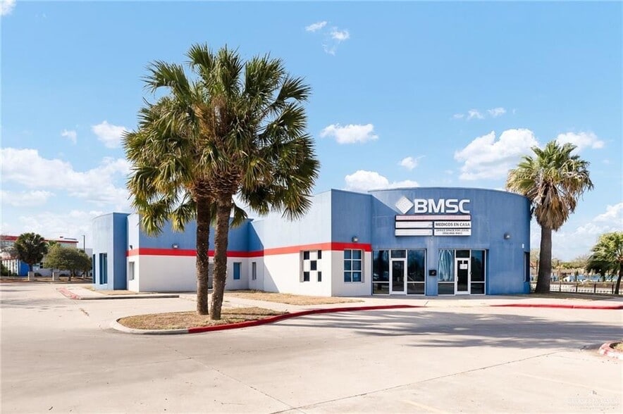 451 E Alton Gloor Blvd, Brownsville, TX à vendre - Photo du bâtiment - Image 2 de 31