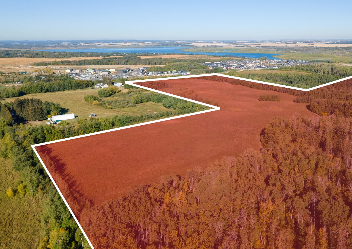 12423 Winterburn Rd NW, Edmonton, AB à vendre Photo principale- Image 1 de 1