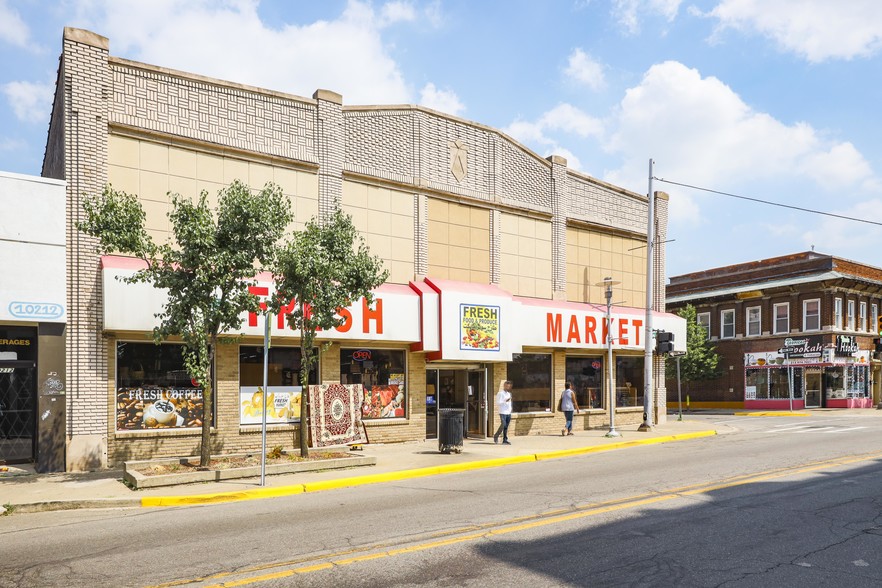 10200-10242 Joseph Campau St, Hamtramck, MI à louer - Photo du bâtiment - Image 2 de 4