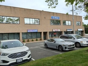 375 Commack Rd, Deer Park, NY à louer Photo du bâtiment- Image 1 de 7