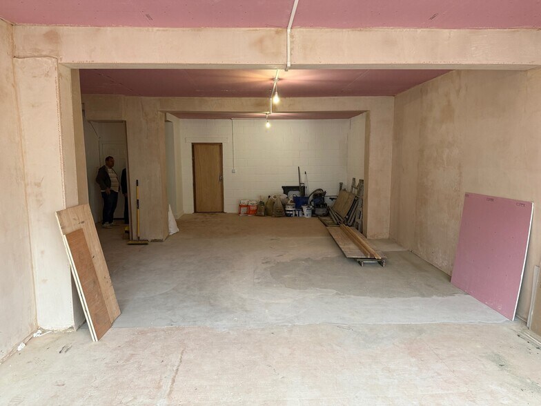 125A Uxbridge Rd, Rickmansworth à louer - Photo du bâtiment - Image 2 de 4