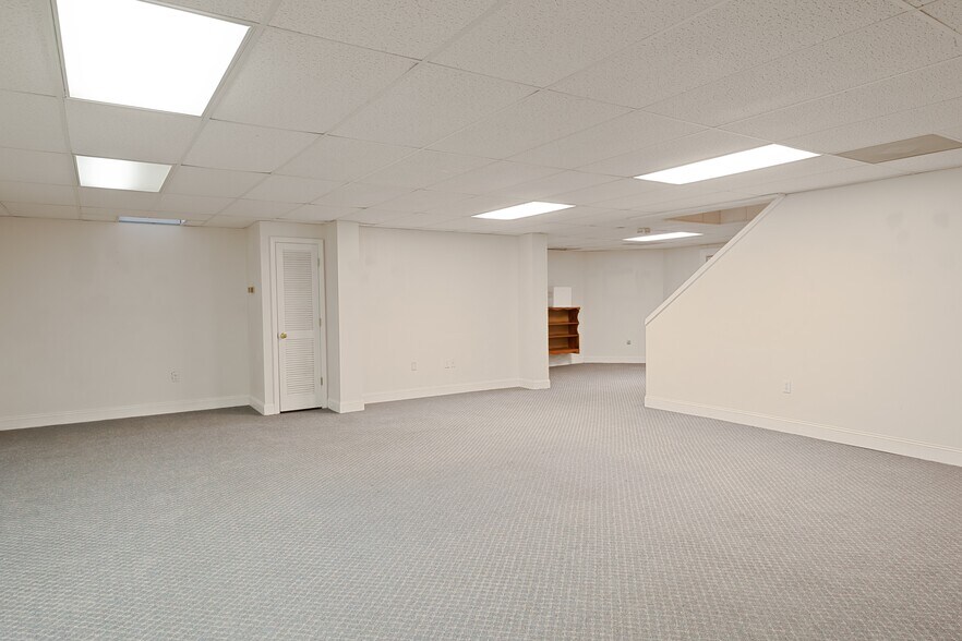 10674 Wall Triana Hwy, Toney, AL à vendre - Photo intérieure - Image 2 de 52