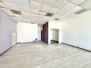 5650 Power Inn Rd, Sacramento, CA for lease Interior Photo- Image 2 of 2