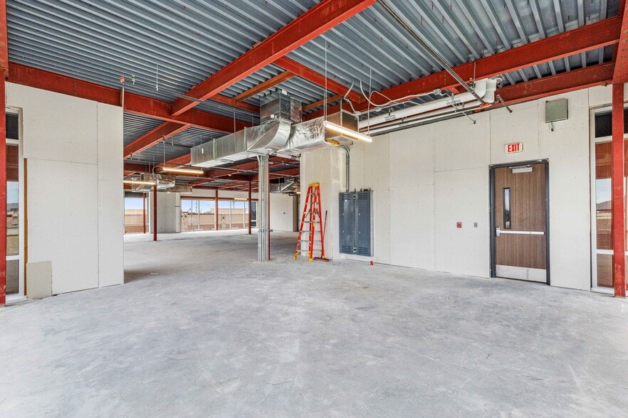 5650 34th Ave S, Fargo, ND à louer - Photo intérieure - Image 3 de 18