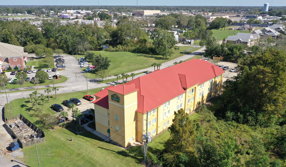 189 Synergy Center Blvd, Houma, LA à vendre - Photo du bâtiment - Image 1 de 1