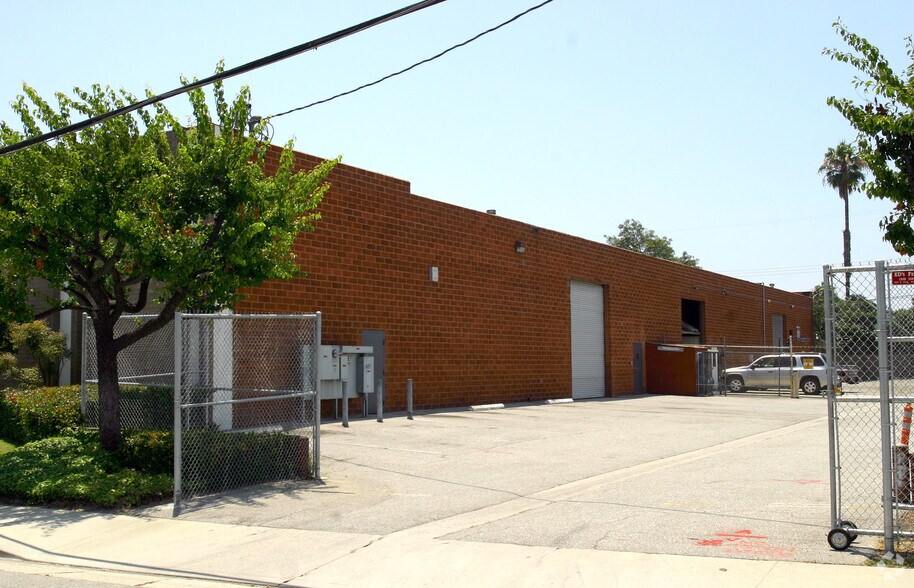 1420 W 240th St, Harbor City, CA à louer - Photo du bâtiment - Image 3 de 3