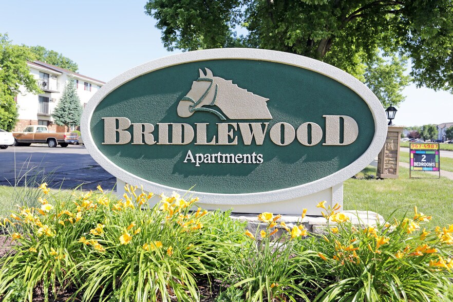 100-112 5th Ave NW, Altoona, IA à vendre - Photo du bâtiment - Image 2 de 49