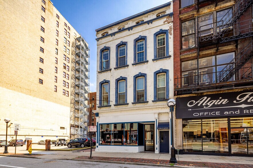 814-816 Main St, Cincinnati, OH à louer - Photo du bâtiment - Image 2 de 10