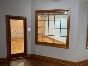 470 N Clayton St, Lawrenceville, GA for lease Interior Photo- Image 2 of 2
