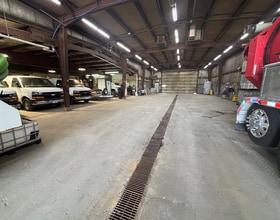 7649-7655 Concord Blvd, Inver Grove Heights, MN for lease Interior Photo- Image 2 of 4