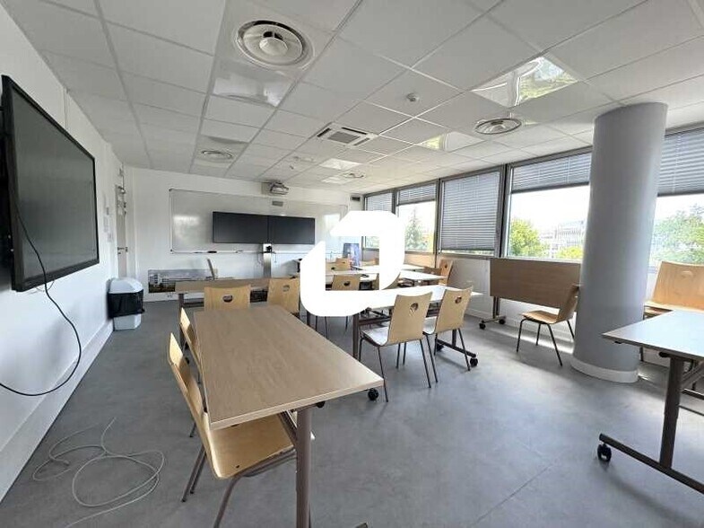 Bureau dans Vélizy-Villacoublay à louer - Photo intérieure - Image 3 de 12