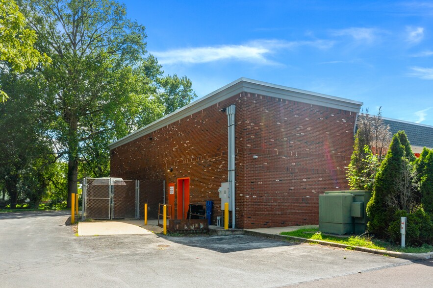 106 Milan Ave, Norwalk, OH for sale - Building Photo - Image 3 of 11
