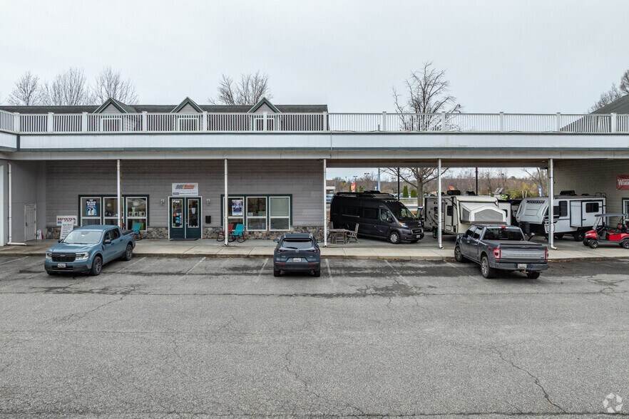 325 Cleat St, Stevensville, MD à vendre - Photo du bâtiment - Image 2 de 4