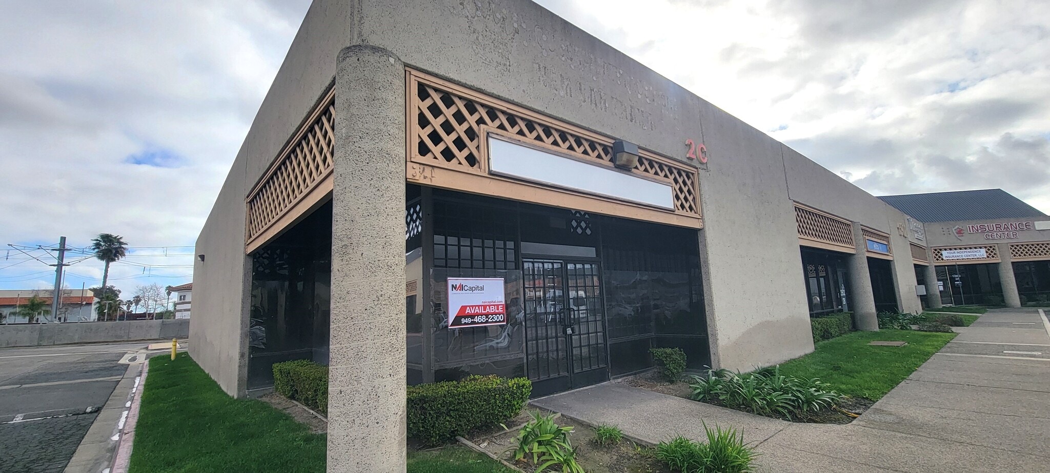 13902 Harbor Blvd, Garden Grove, CA for lease Primary Photo- Image 1 of 8