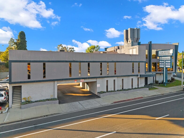 7484 University Ave, La Mesa, CA for sale - Building Photo - Image 3 of 16