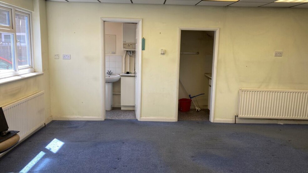 47 Desborough Av, High Wycombe à louer - Photo intérieure - Image 3 de 3