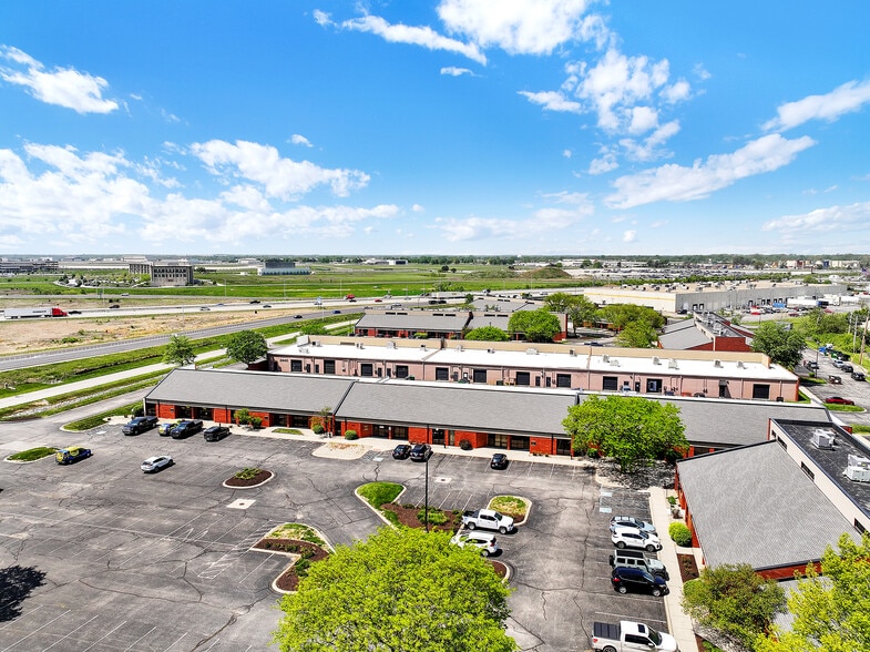 Directors Row Business Park portfolio of 8 properties for sale on LoopNet.ca - Building Photo - Image 2 of 12