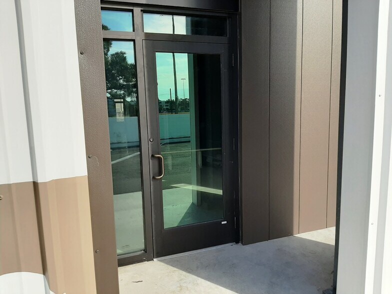 5101 N Howard Ave, Tampa, FL à louer - Photo du bâtiment - Image 2 de 10